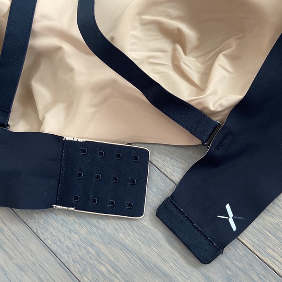 Knix Evolution Bra Black Nude Size 5 38C, 38D, 40C Wireless - Picture 7 of 8